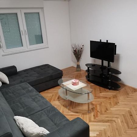 Ad Apartman Bileca Ngoại thất bức ảnh